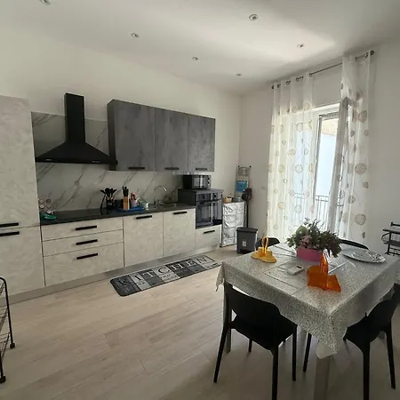 Dril Host 2 * Brindisi