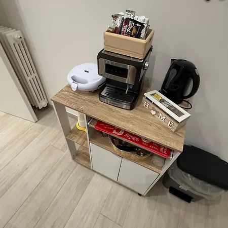 Dril Host 2 * Brindisi