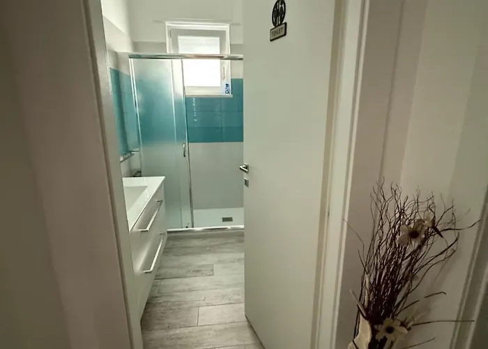 Semesterbostad Dril Host 2 *